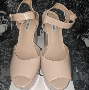 Nude platforms